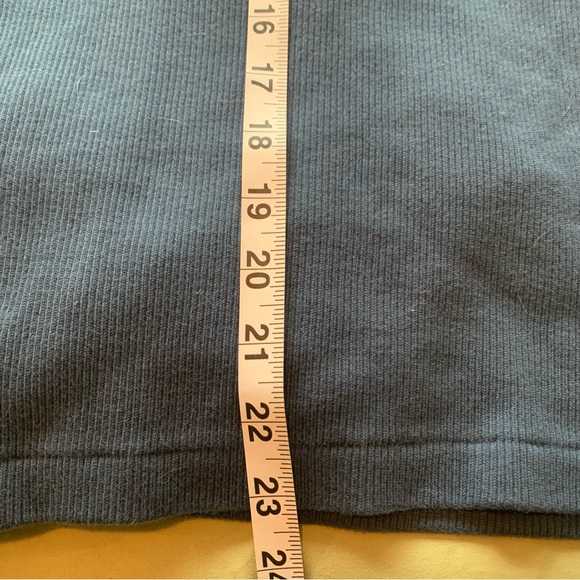 Vintage Calvin Klein turtleneck, medium - Picture 5 of 5